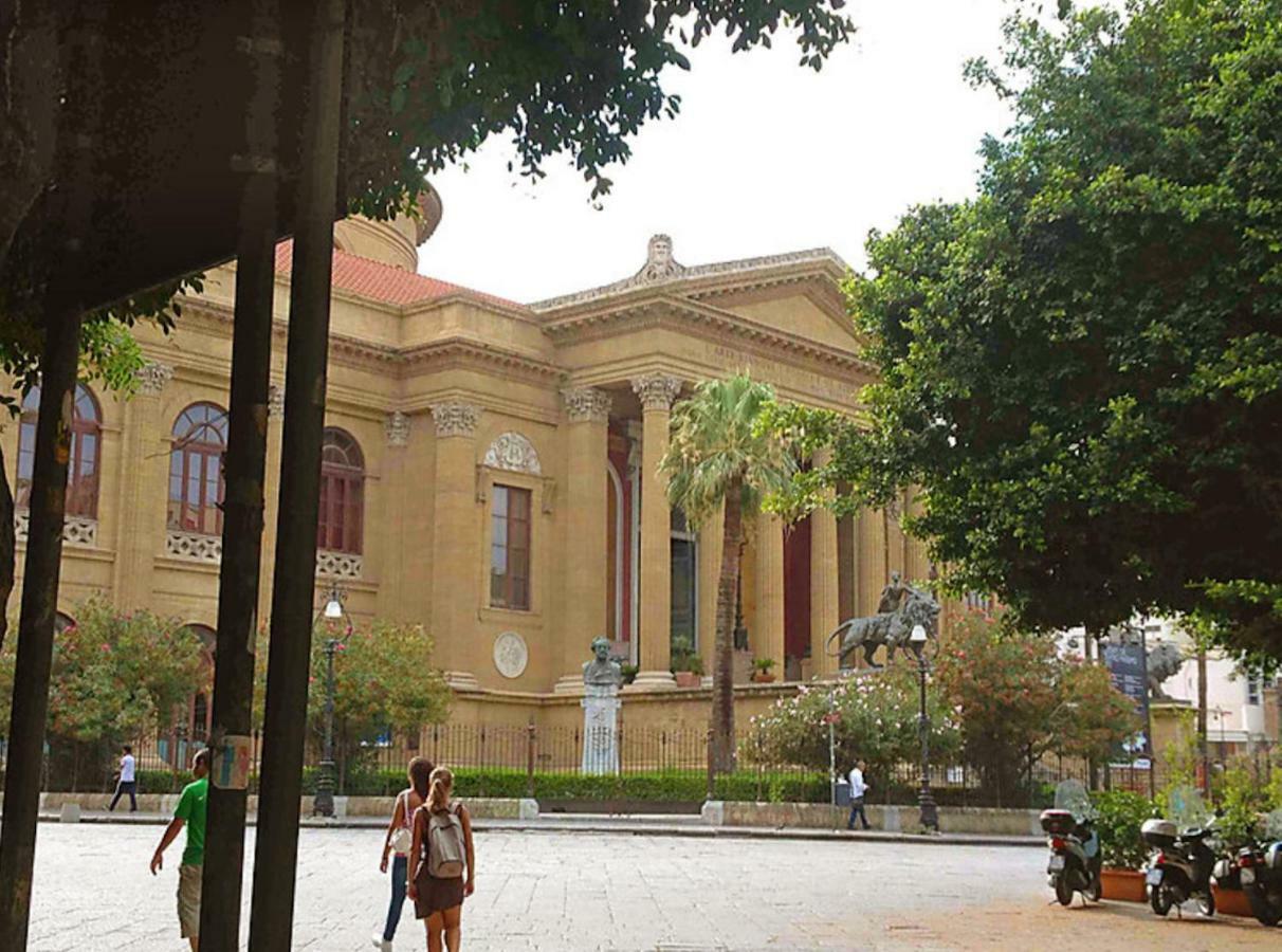 Orologio Del Massimo Apartment Palermo Exterior photo